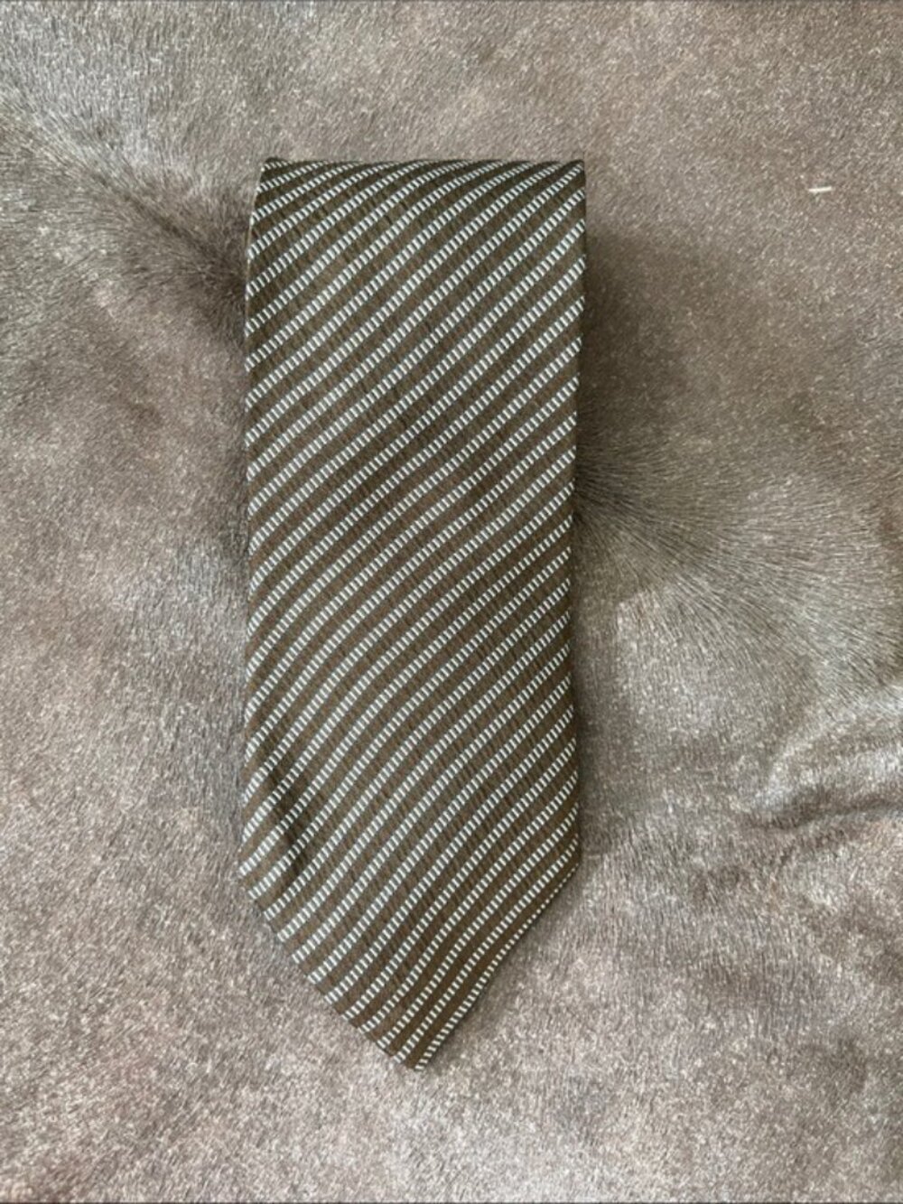 Giorgio Armani Silk Made in Italy Brown Diagonal Stripe Tie